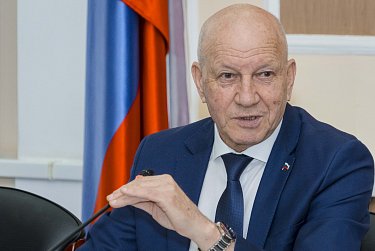 Студенты-медики получат дополнительную меру поддержки